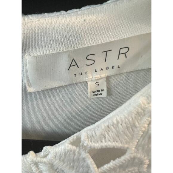 ASTR The Label Dress / White Lace / S - Picture 5 of 8